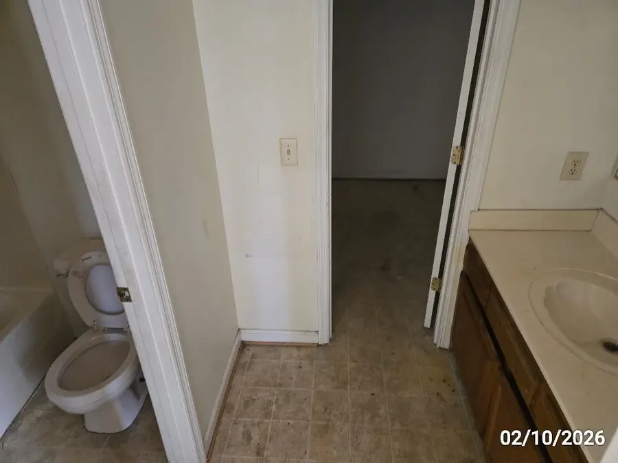 707 Lexington Ave., Kingstree, SC 29556 - #2