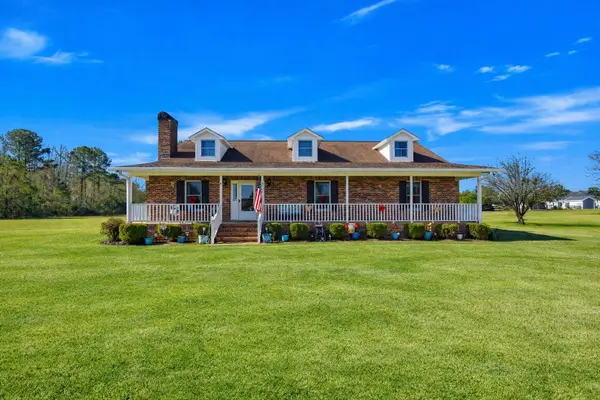 5694 Spring Beauty Dr., Conway, SC 29527