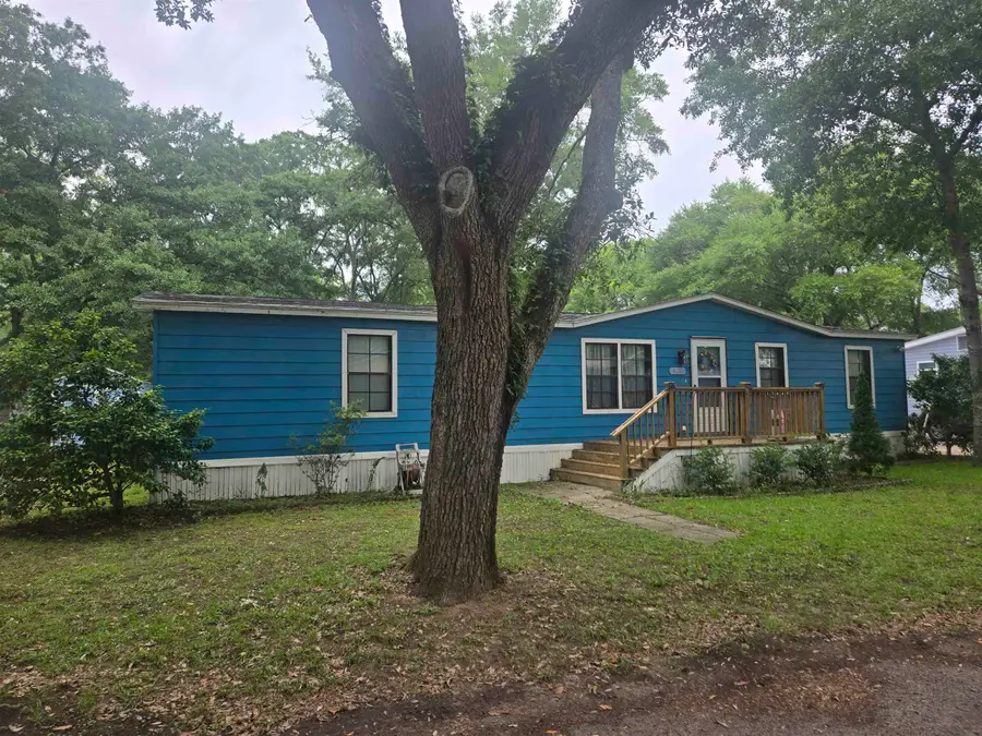 494 Clubhouse Rd., Murrells Inlet, SC 29576 - #2