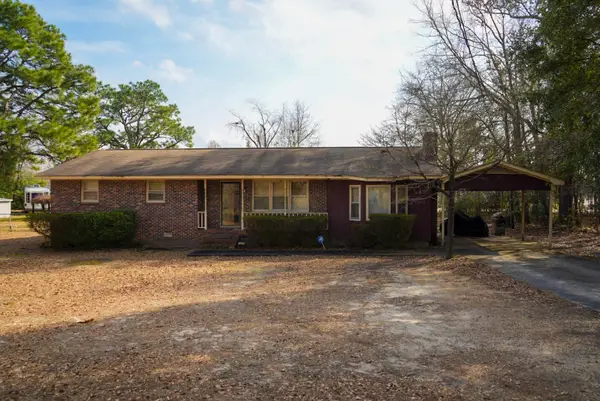 913 Timmerman Dr., Hartsville, SC 29550