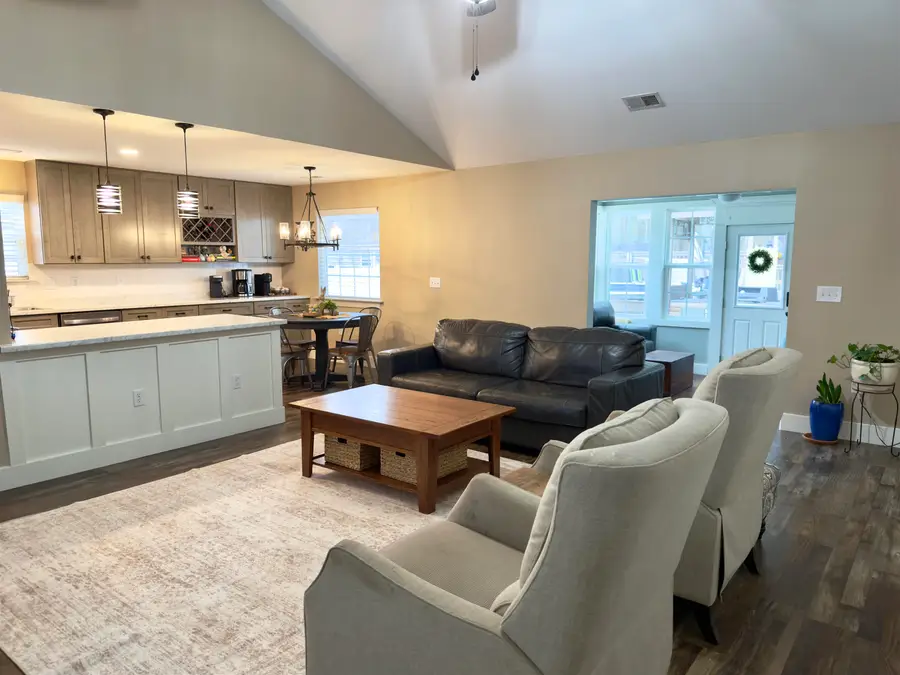 2804 Ivy Glen Dr., Conway, SC 29526 - #3