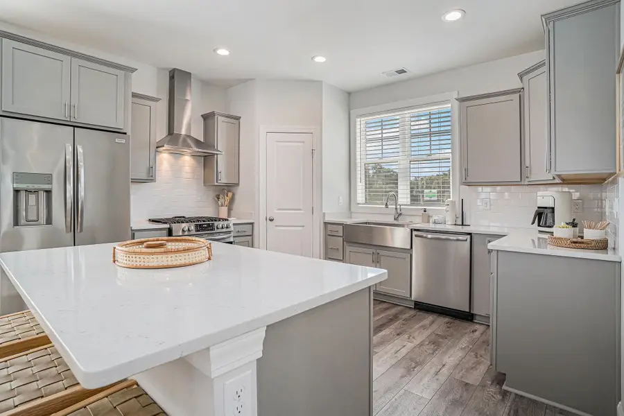 454 Wilcox Ave., Murrells Inlet, SC 29576 - #3