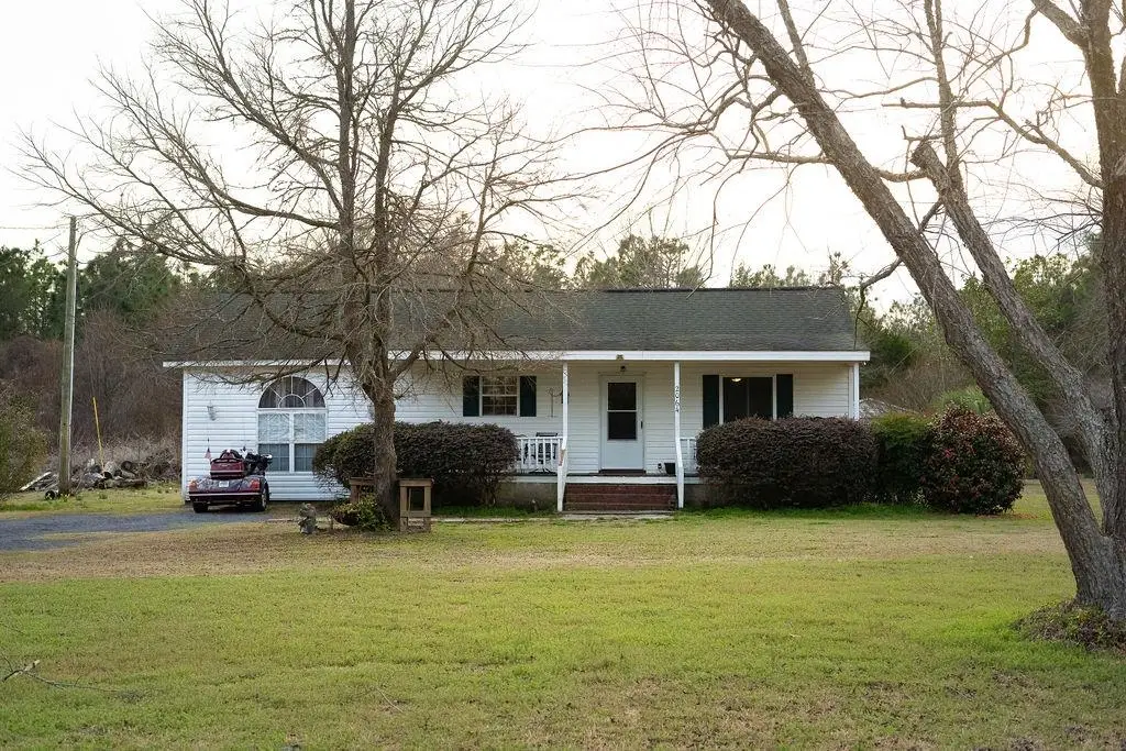 2064 Martin St., Loris, SC 29569 - #1