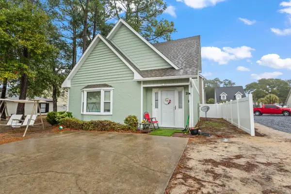 829 9th Ave. S, North Myrtle Beach, SC 29582