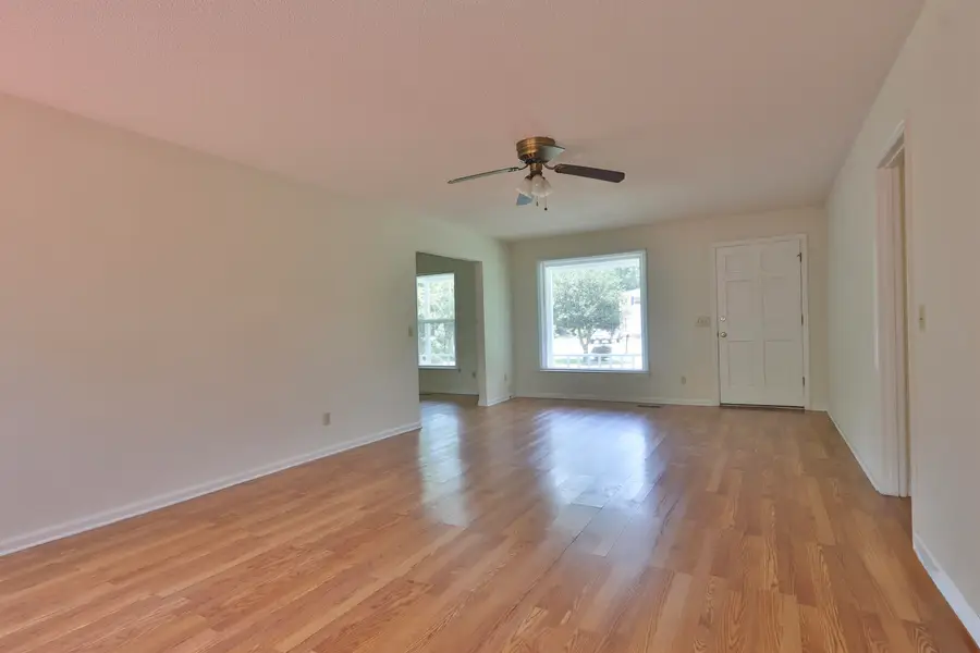 634 Hagley Dr., Pawleys Island, SC 29585 - #3