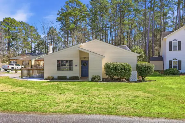 3902 Pinebrook Circle, Little River, SC 29566