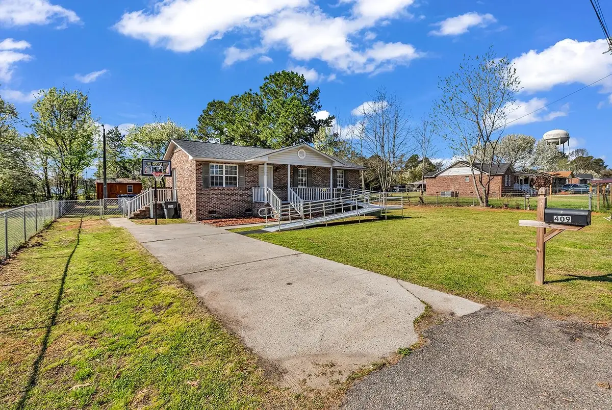 409 Reaves St., Marion, SC 29571 - #1