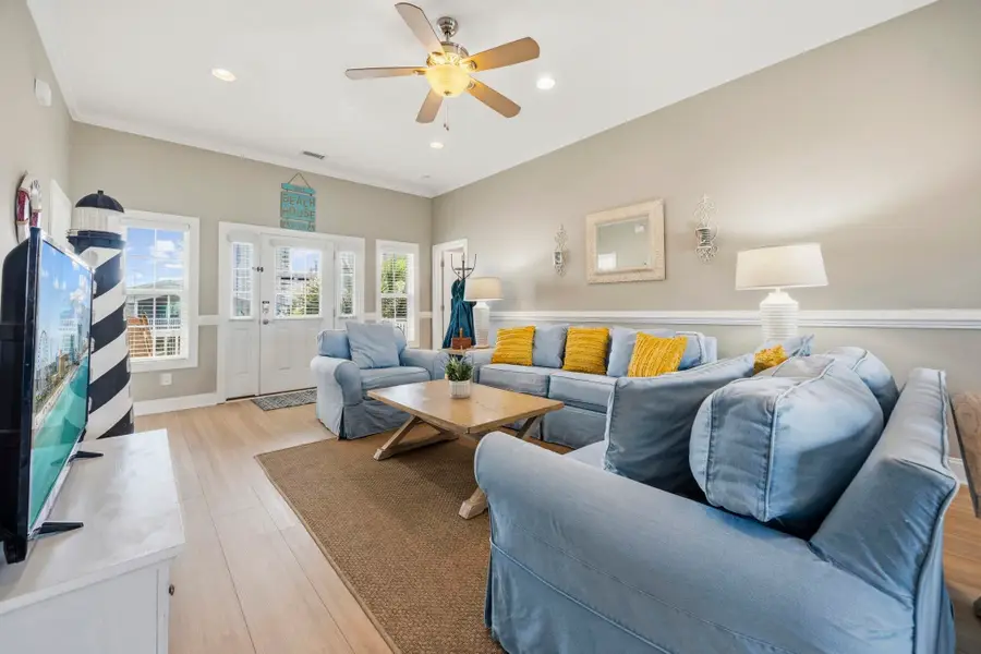 213 33rd Ave. N, North Myrtle Beach, SC 29582 - #2