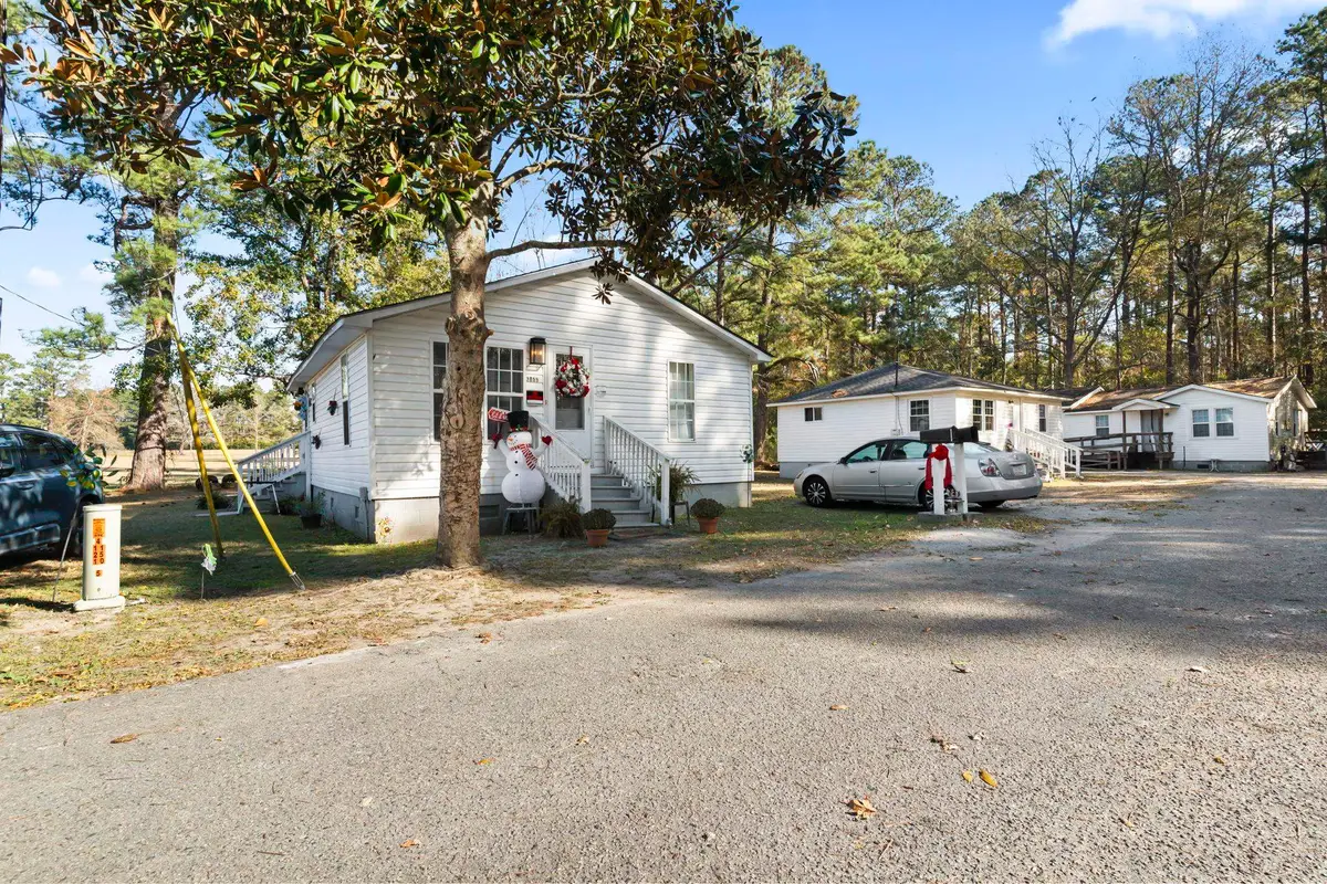 3055 Chestnut St., Loris, SC 29569 - #1