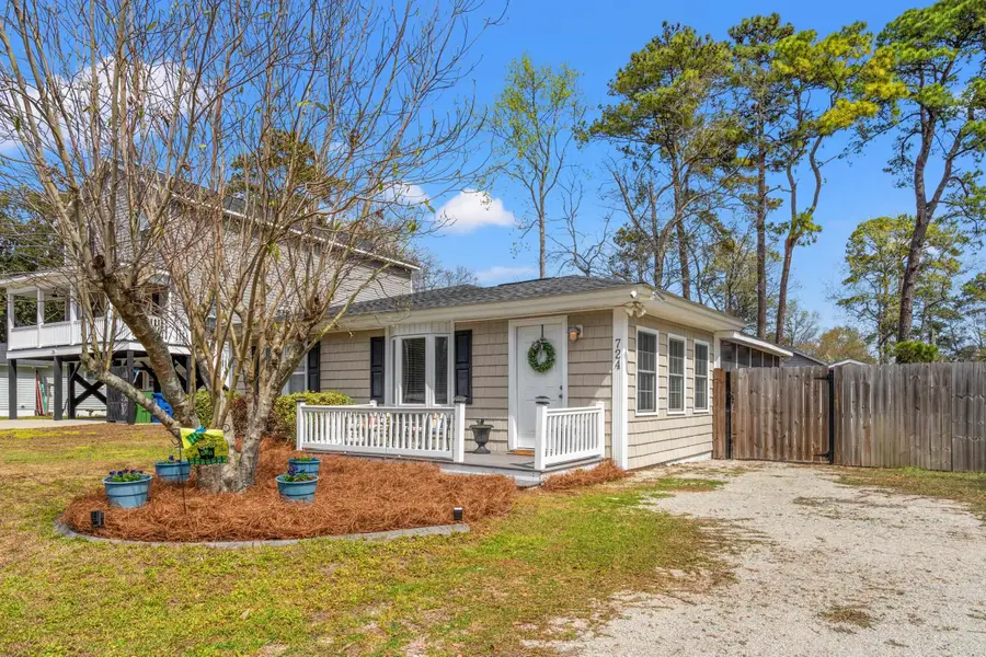 724 5th Ave. S, Surfside Beach, SC 29575 - #2
