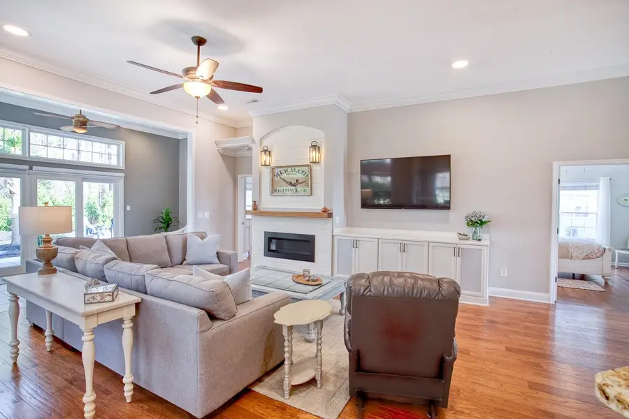 4478 Fringetree Dr., Murrells Inlet, SC 29576 - #3