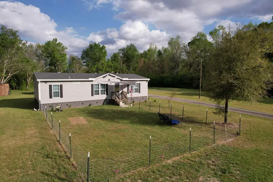 1336 Earle Rd., Andrews, SC 29510 - #2