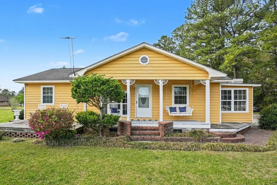 2615 Morgan Rd., Conway, SC 29526 - #2