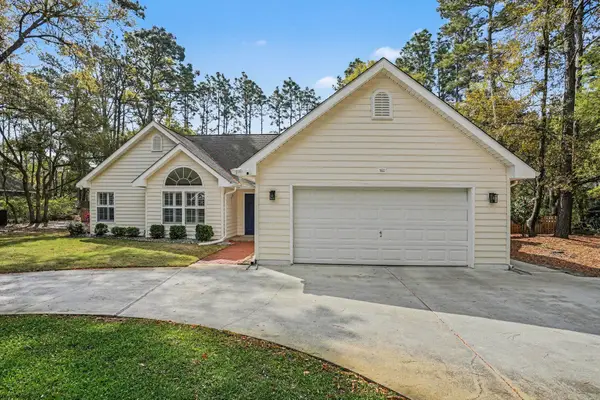 160 Riverbirch Ln., Pawleys Island, SC 29585