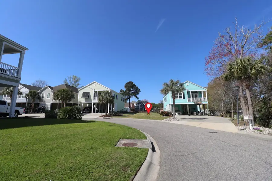 702 Ashland Ave., North Myrtle Beach, SC 29582 - #3