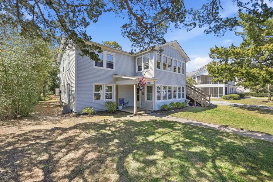 207 5th Ave. N, North Myrtle Beach, SC 29582 - #3