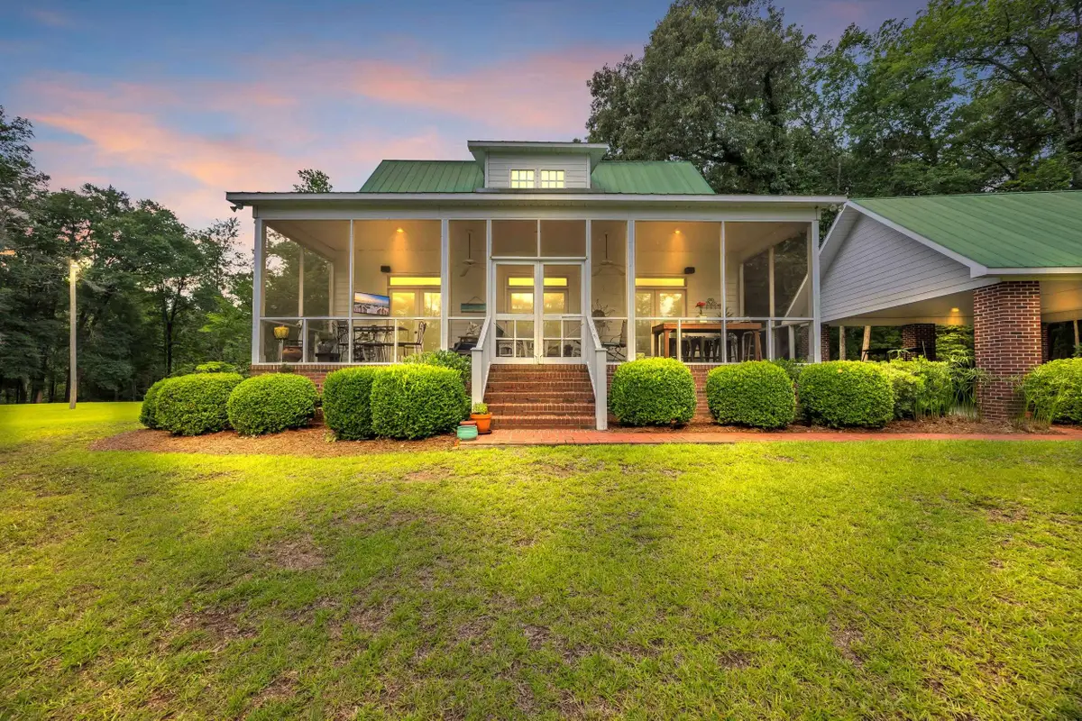 3231 Center Rd., Georgetown, SC 29440 - #1