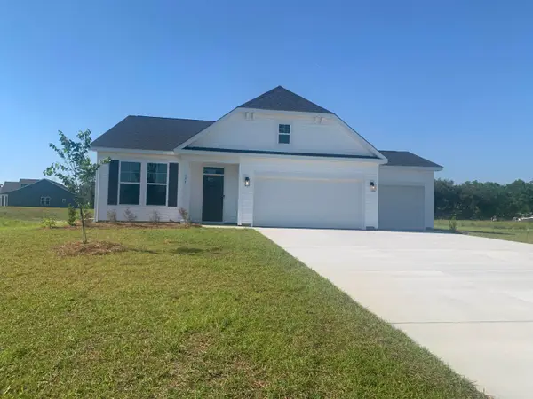 137 Cascade Dr., Conway, SC 29527