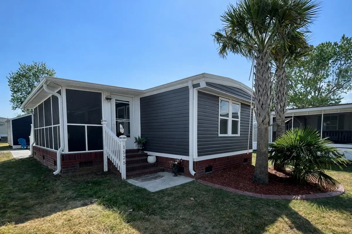 1525 Tanglewood Dr., North Myrtle Beach, SC 29582 - #1