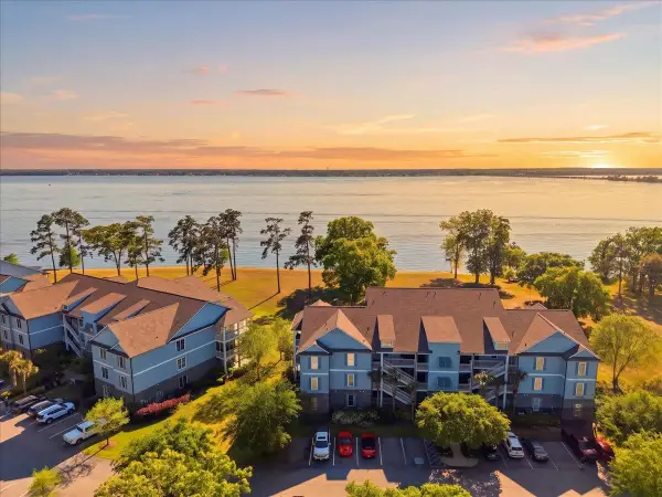 1088 Bridgeview Ln #A-104, Summerton, SC 29148