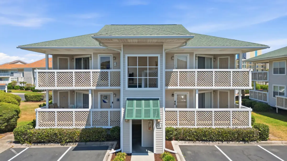 301 Shorehaven Dr., North Myrtle Beach, SC 29582 - #1