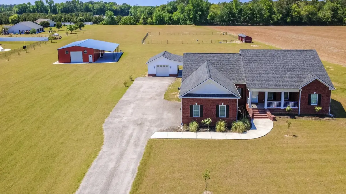 813 Sisters Rd., Loris, SC 29569 - #1