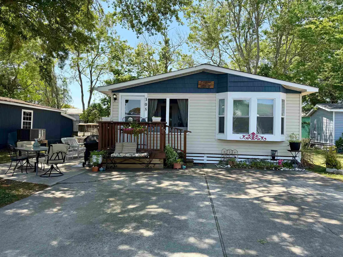 305 Sanddollar Dr., Surfside Beach, SC 29575 - #1