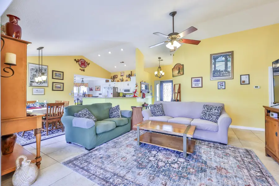 893 Castlewood Dr., Conway, SC 29526 - #2