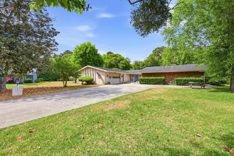 1932 Sandpiper Ln., Surfside Beach, SC 29575 - #2