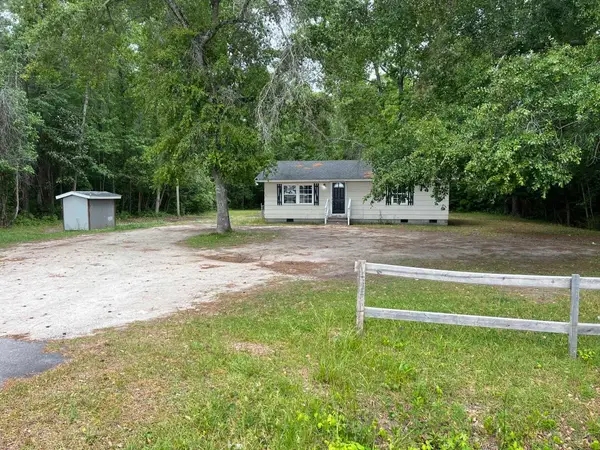 1487 Tory Hill Rd., Loris, SC 29569