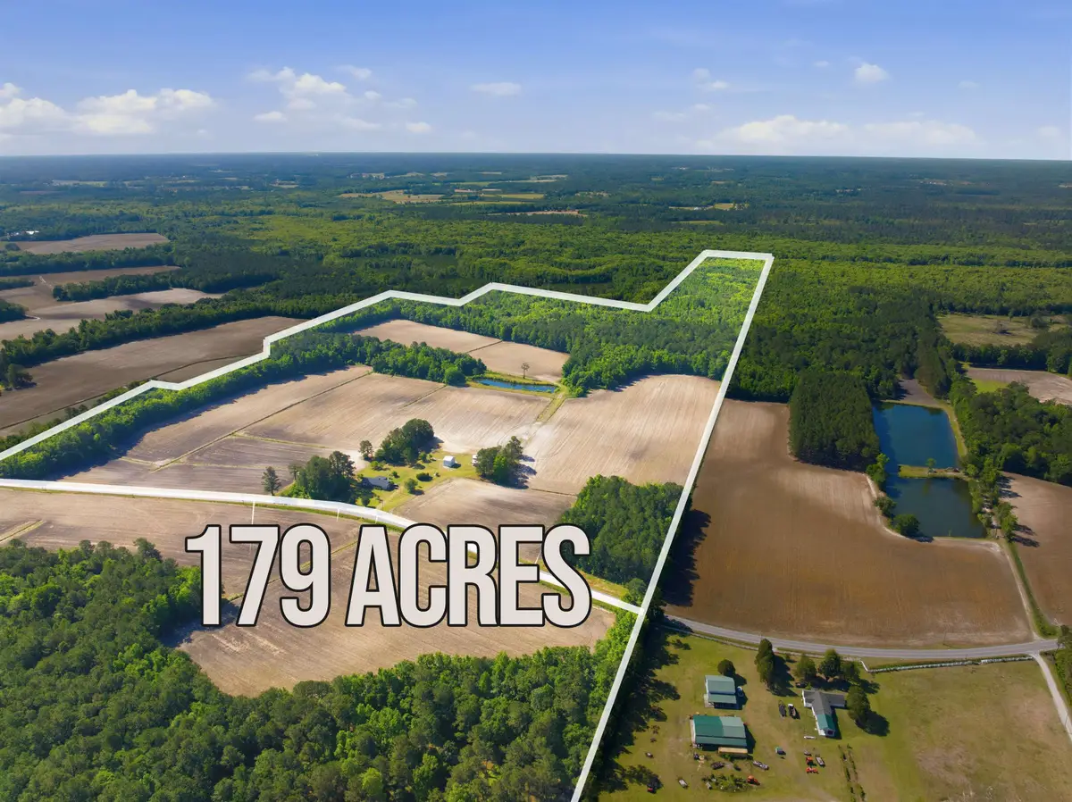 9475 Lake Swamp Rd., Nichols, SC 29581 - #1