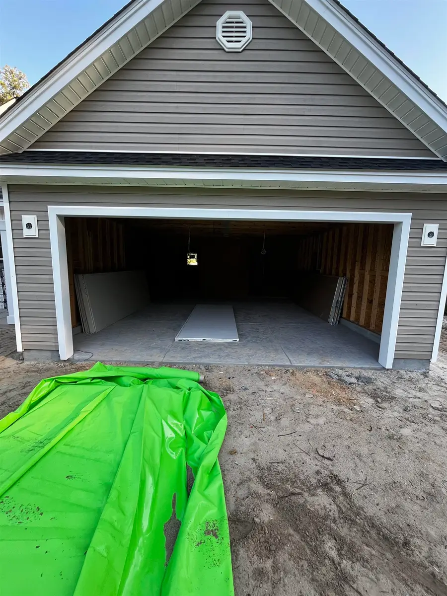 5673 Carriage Rd., Conway, SC 29527 - #2