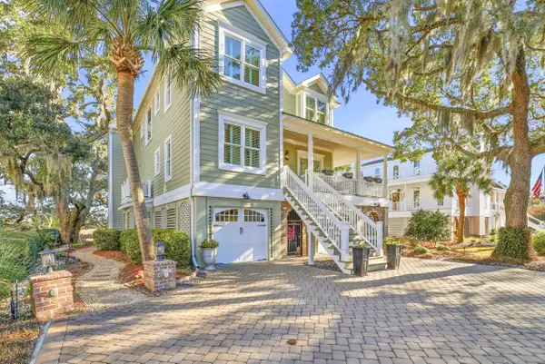 46 High Hammock Way, Pawleys Island, SC 29585
