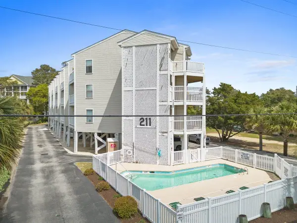 211 N Hillside Dr. N #103, North Myrtle Beach, SC 29582