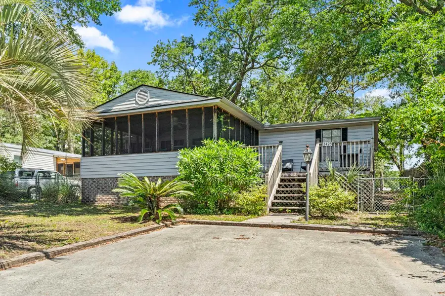 2425 Park St., North Myrtle Beach, SC 29582 - #2