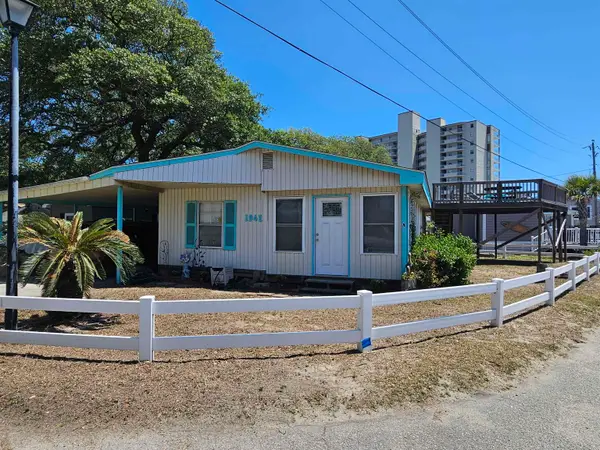 1942 Kingfisher Dr., Surfside Beach, SC 29575