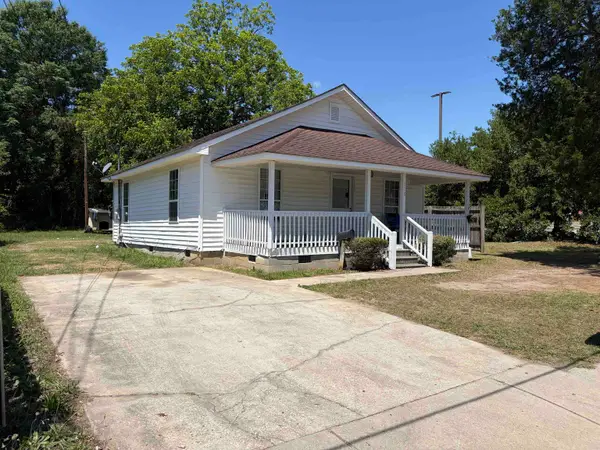 516 Gapway St., Mullins, SC 29574