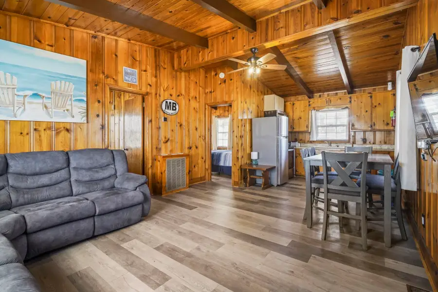 510 16th Ave. S, North Myrtle Beach, SC 29582 - #3