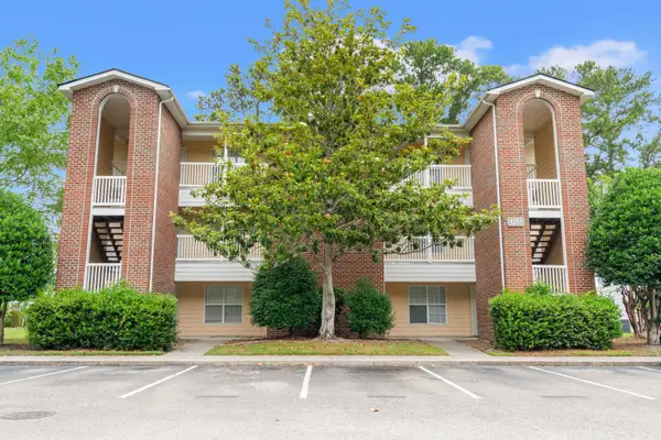 4251 Villas Dr. #305, Little River, SC 29566