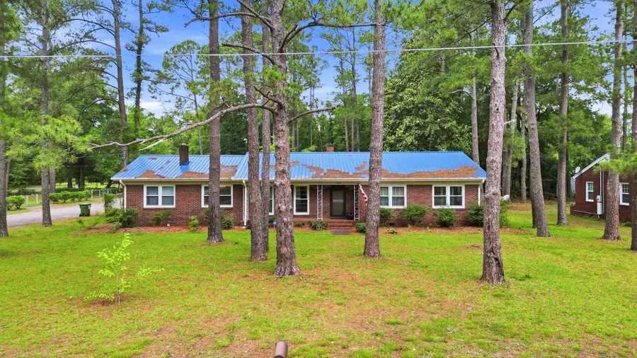 205 W Raft St., Nichols, SC 29581 - #2