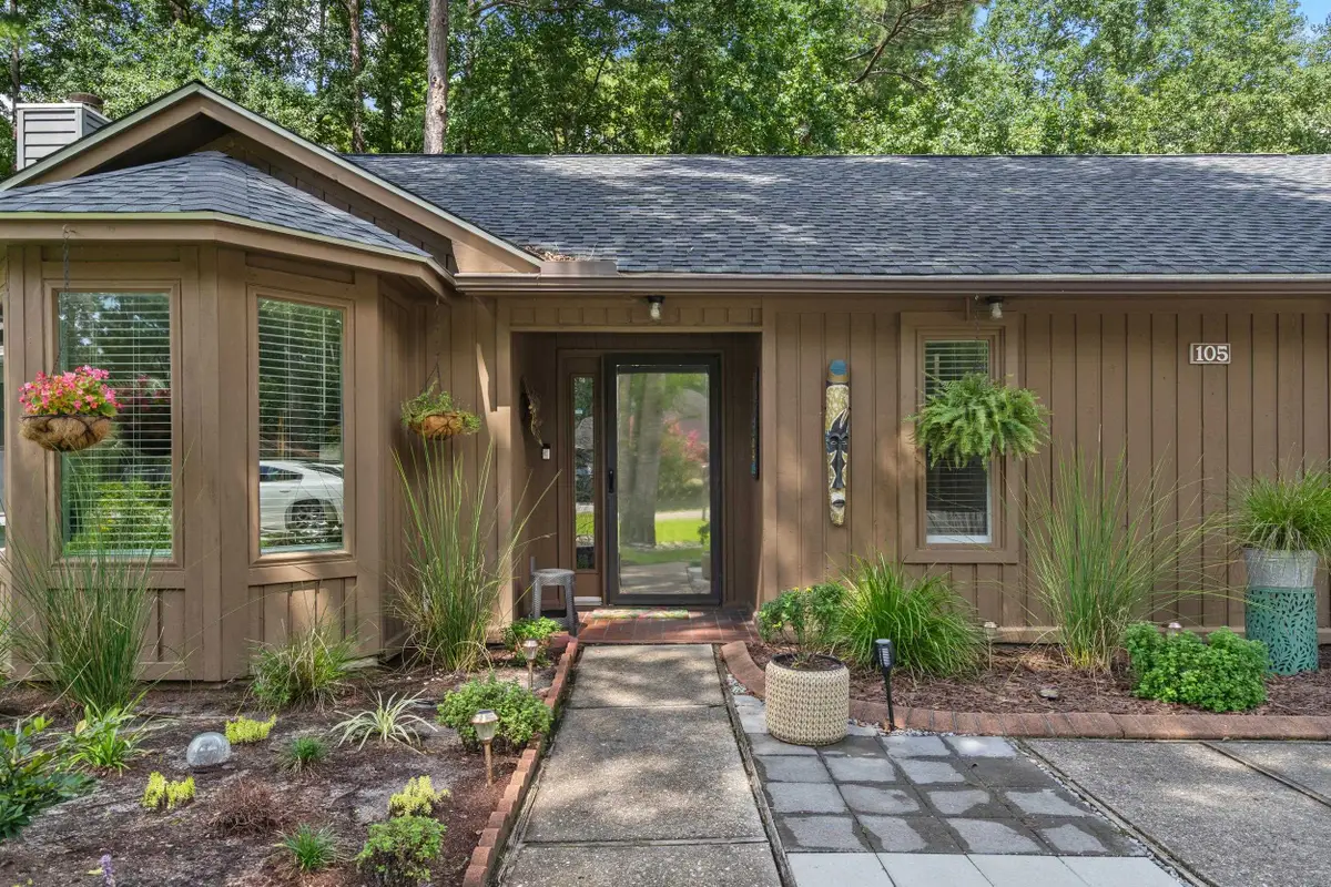 105 Hickory Dr., Conway, SC 29526 - #1