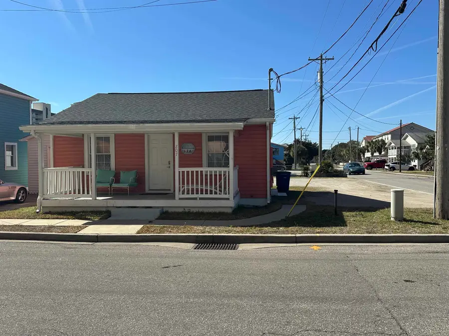205 5th Ave. S, North Myrtle Beach, SC 29582 - #3