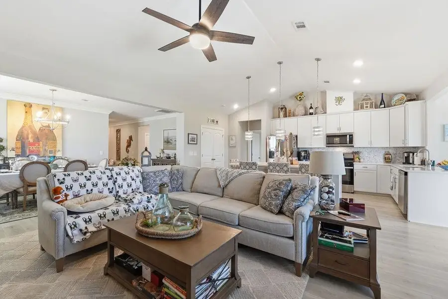 5015 Vinesia Dr., Myrtle Beach, SC 29579 - #3