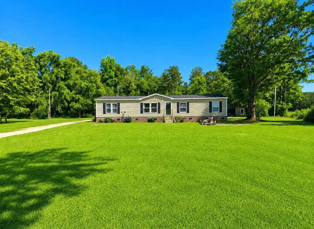 4230 Highway 76, Nichols, SC 29581 - #1