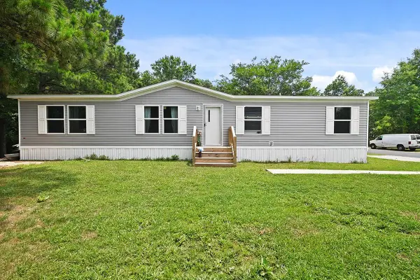 9221 Blue Wing Dr., Murrells Inlet, SC 29576
