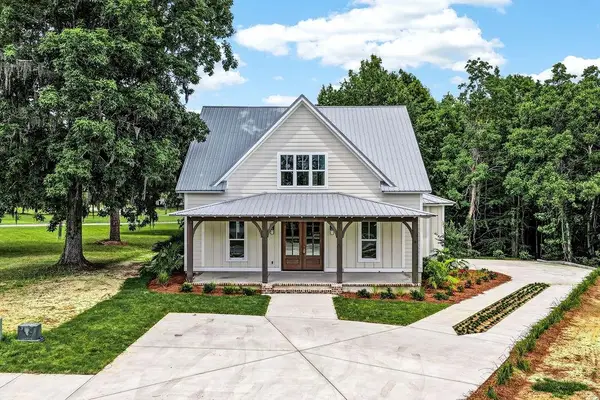 541 Oak Lawn Rd., Georgetown, SC 29440