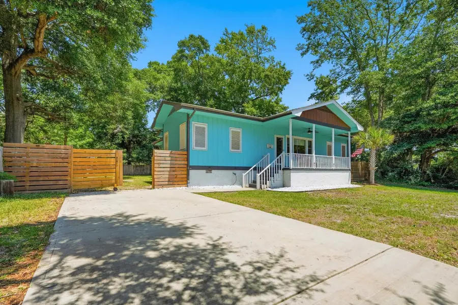 4259 Luck Ave., Little River, SC 29566 - #3