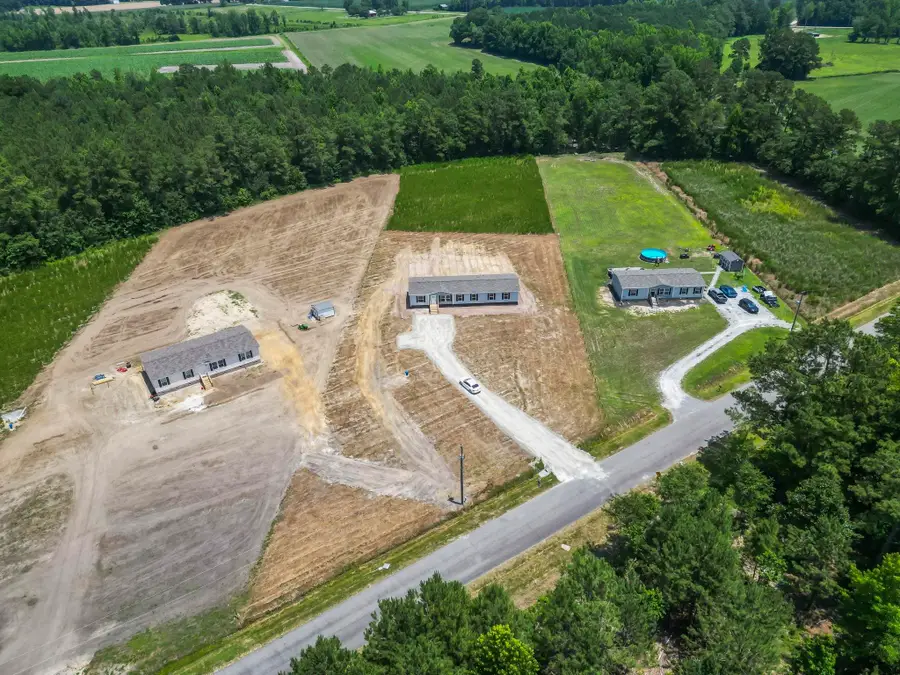 5601 Oak Grove Church Rd., Nichols, SC 29581 - #2