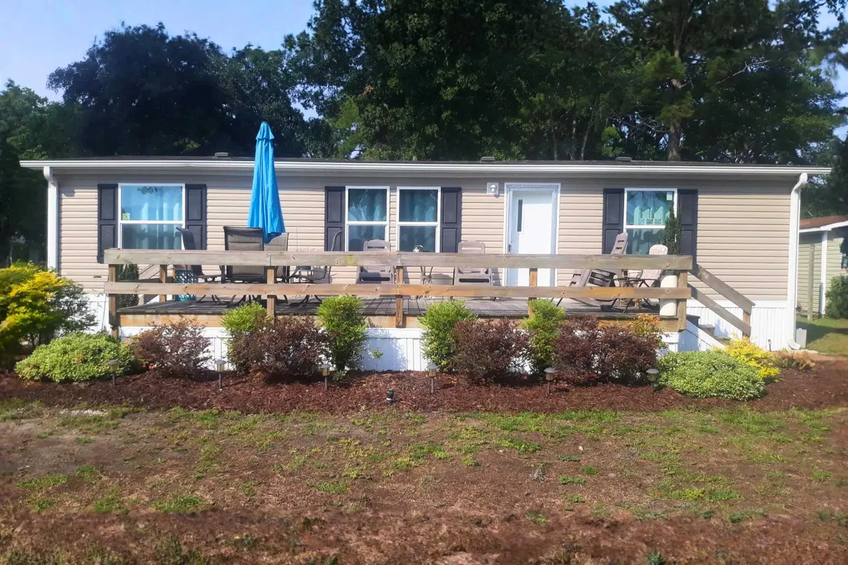 1617 Crystal Lake Dr., Myrtle Beach, SC 29575 - #1