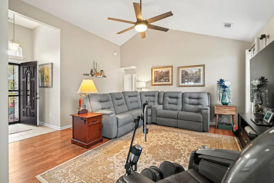 608 Stoney Burn Ln., Myrtle Beach, SC 29579 - #3